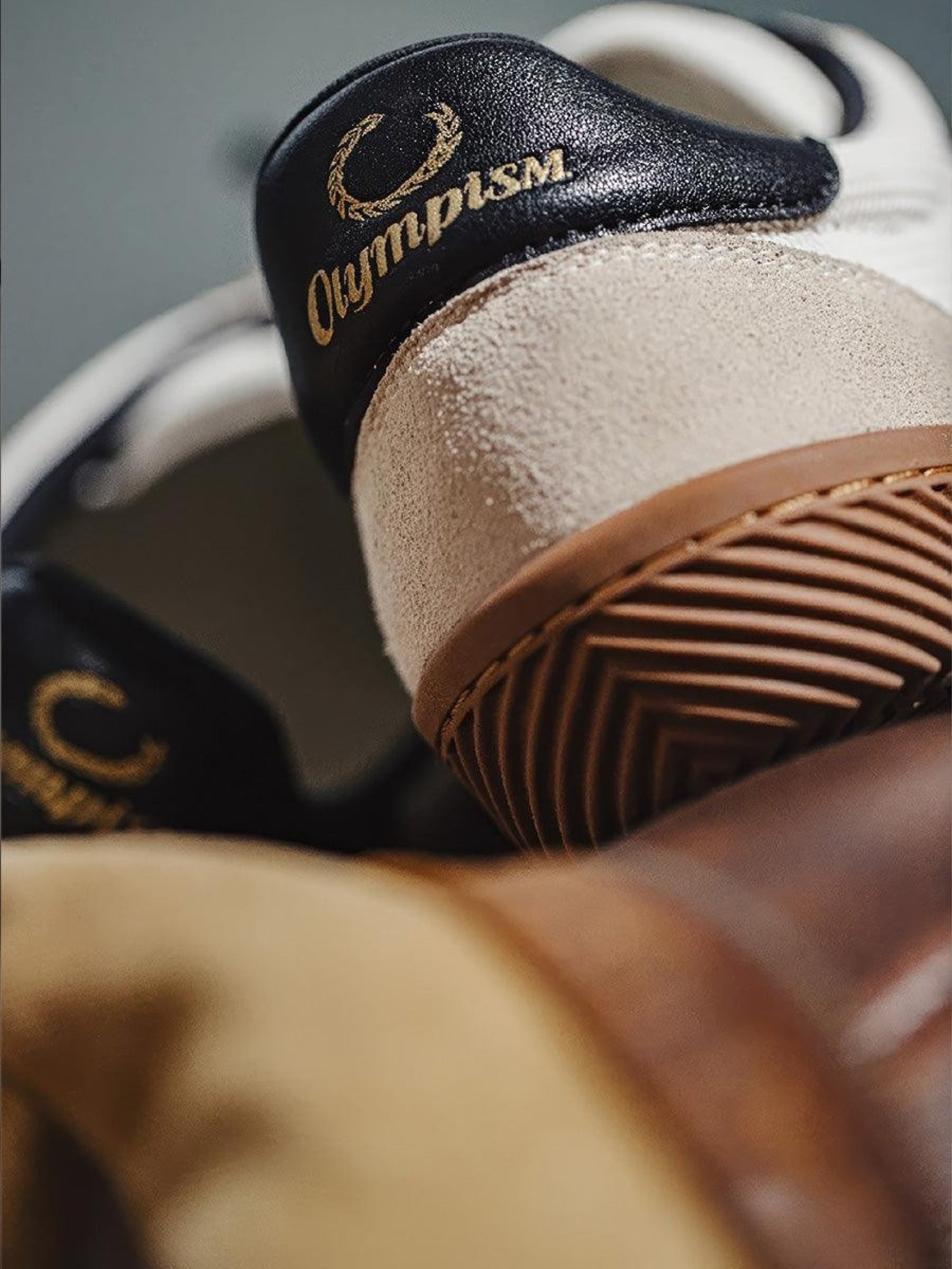 Mateo Court Sneakers