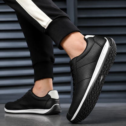 Verso Leather Court Trainer