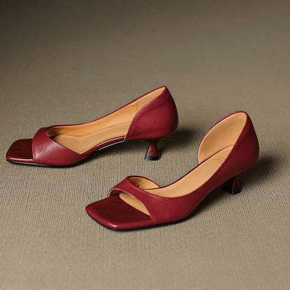 Odette Kitten Heel Pump