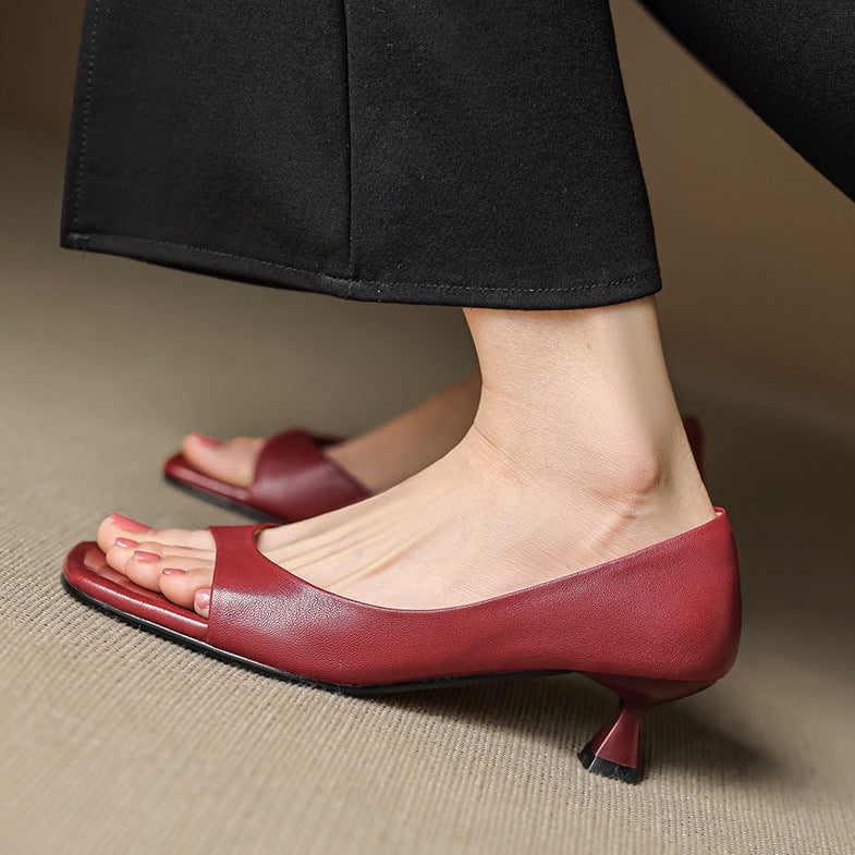 Odette Kitten Heel Pump